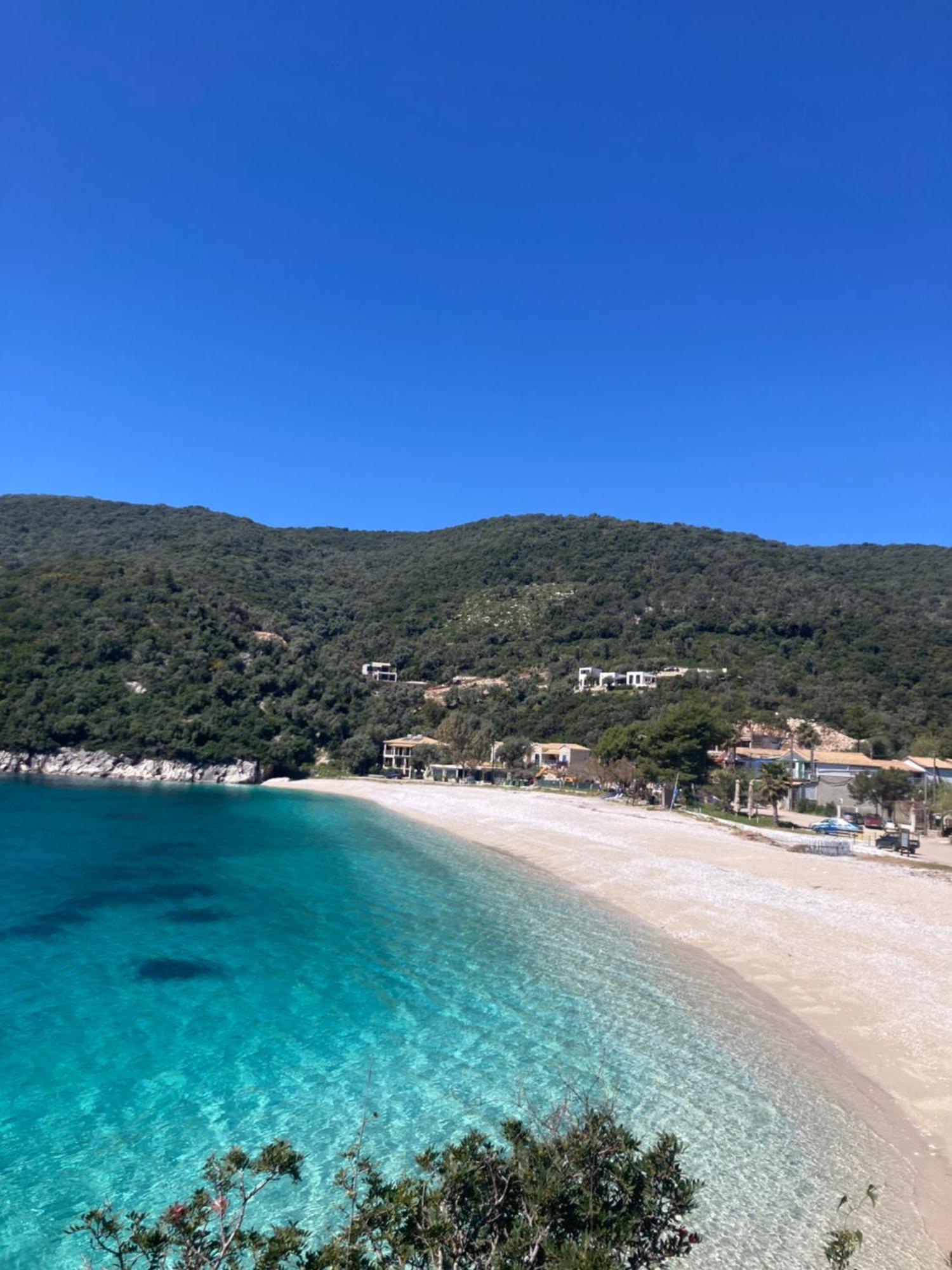 Helios Beach House Mikros Gialos Eksteriør billede
