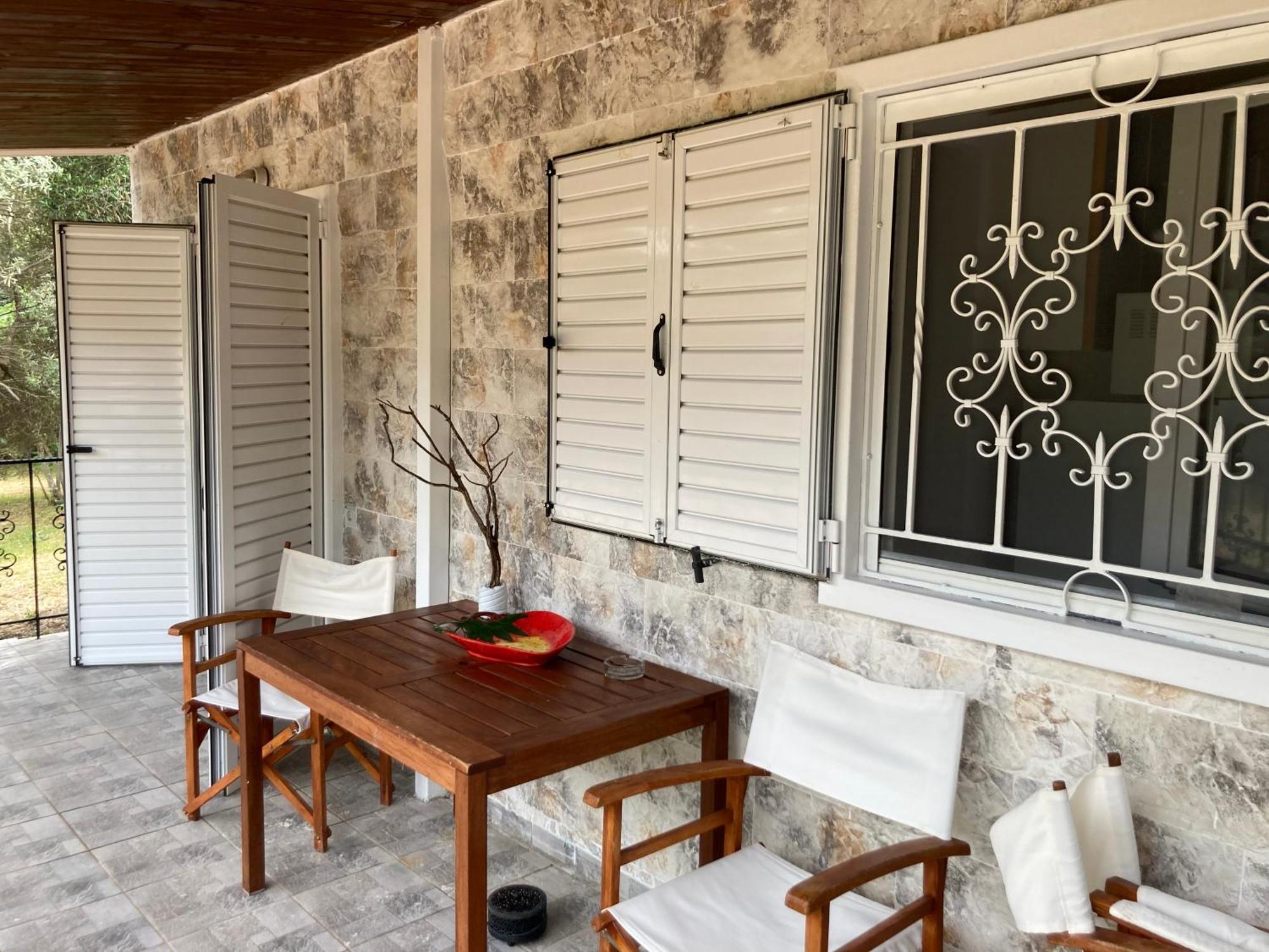 Helios Beach House Mikros Gialos Eksteriør billede